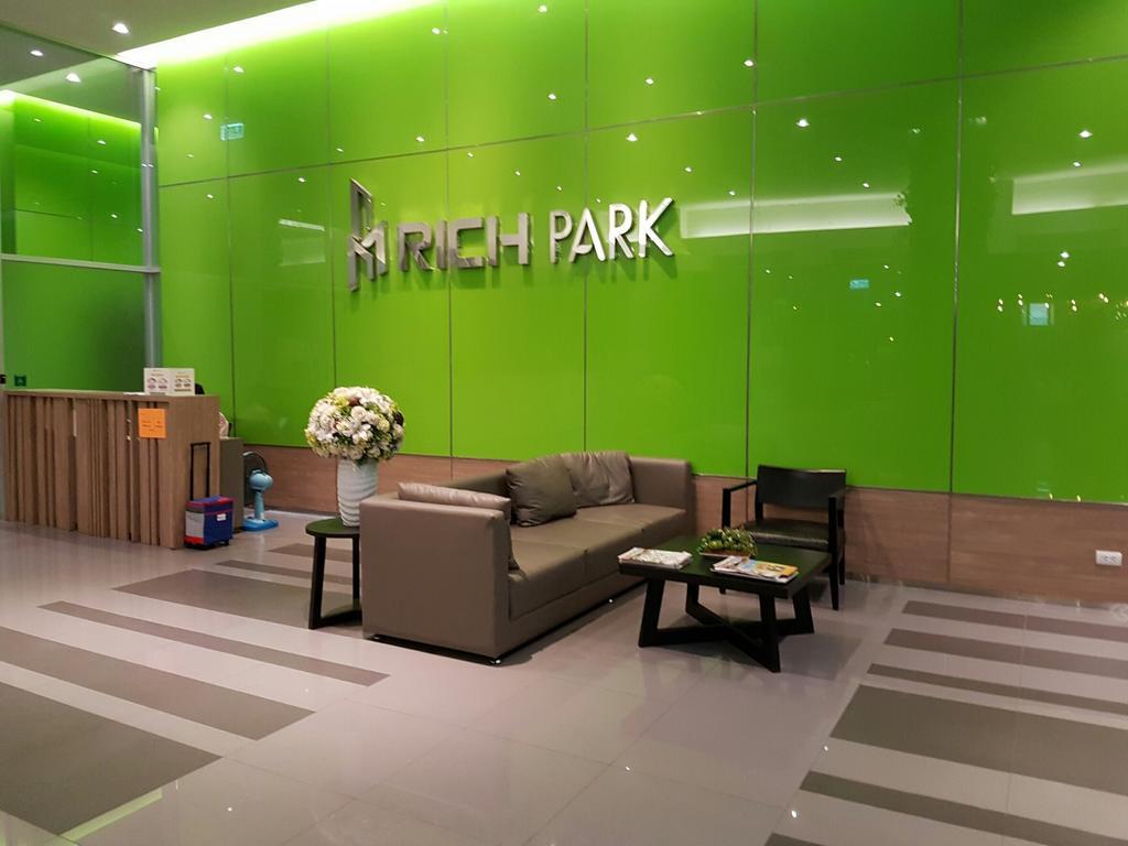 Rich Park@Tao Poon Interchange بانكوك المظهر الخارجي الصورة